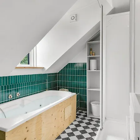 Gorgeous In With Kitchen